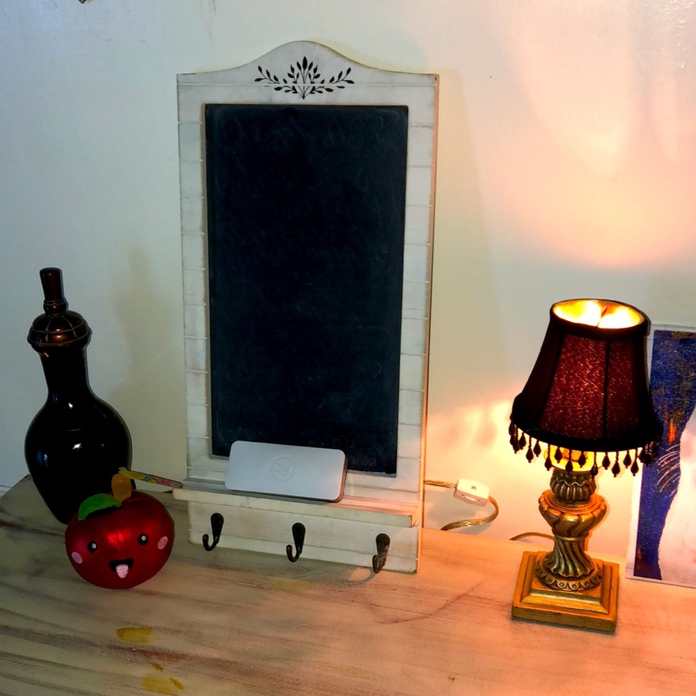 Hanging Chalkboard /eraser